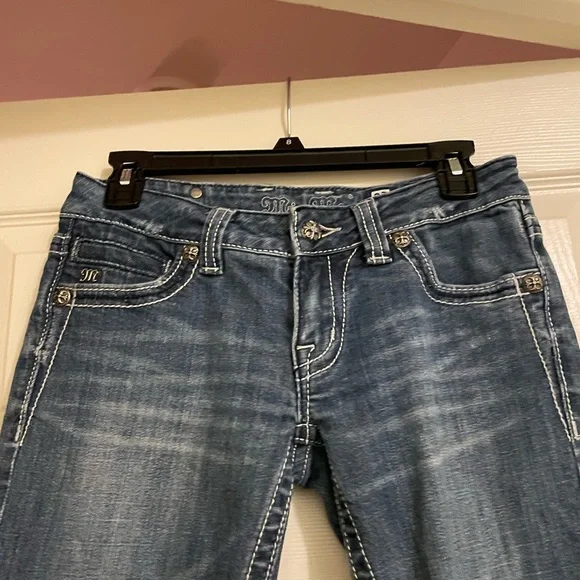 Miss Me Buckle Jeans - Picture 5 of 6